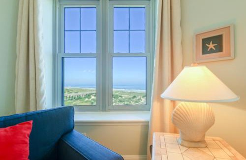 Amelia City Apartment | 82 Ocean Place