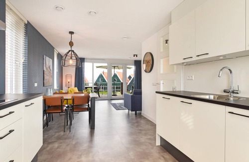 Volendam Apartment | 83 m² Apartment ∙ 2 bedrooms ∙ 4 guests