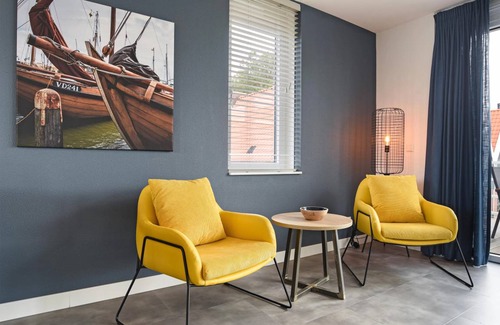 Volendam Apartment | 83 m² Apartment ∙ 2 bedrooms ∙ 4 guests