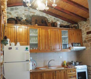Paliouri House | 83 m² House ∙ 2 bedrooms ∙ 5 guests