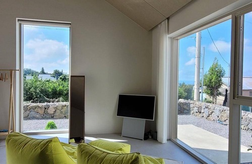Aewol House | 83 m² Motel ∙ 2 bedrooms ∙ 5 guests