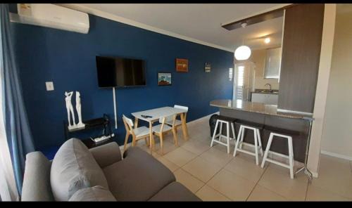 Umdloti Apartment | 84 Camarque Umdloti beach
