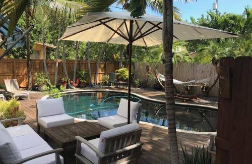 Coral Way Apartment | 84 m² Apartment ∙ 1 bedroom ∙ 2 guests
