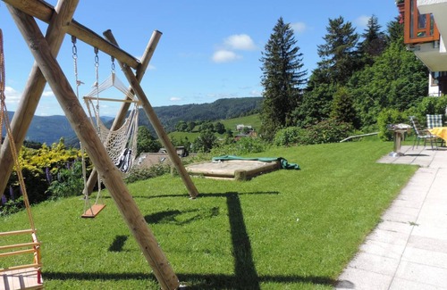 Todtnauberg Apartment | 84 m² Apartment ∙ 3 bedrooms ∙ 3 guests