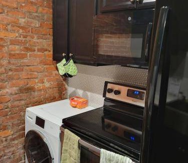 Corryville Apartment | 84 m² Apartment ∙ 2 bedrooms ∙ 6 guests