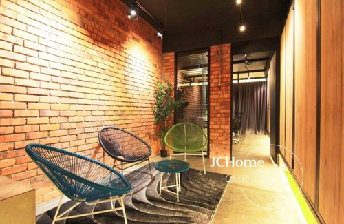 Taman Desa Tebrau House | 84 m² House ∙ 2 bedrooms ∙ 12 guests