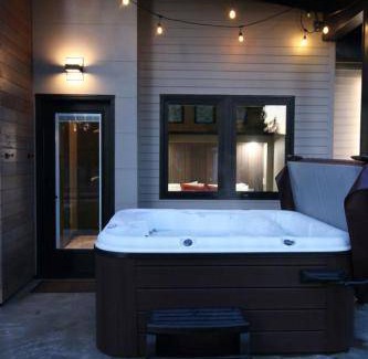 Mossyrock House | 84 m² House ∙ 2 bedrooms ∙ 10 guests