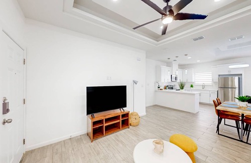 McAllen House | 84 m² House ∙ 2 bedrooms ∙ 4 guests