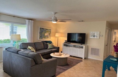 Stuart House | 84 m² House ∙ 2 bedrooms ∙ 4 guests