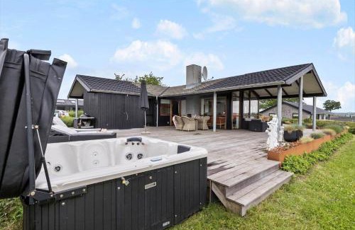 Ronde House | 84164-Ronde-Stenhojvej-17