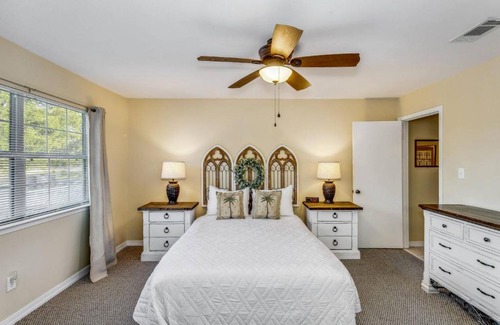 Northeast Pensacola House | 8426 Williamsburg Circle