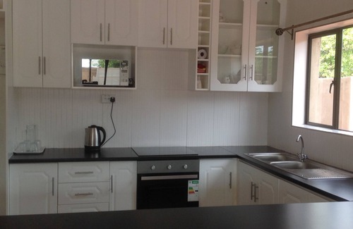 Victoria Falls House | 848 Guest House