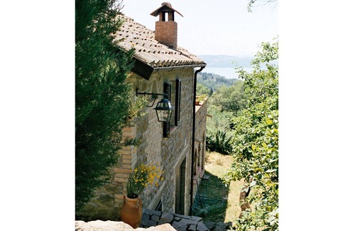 Passignano sul Trasimeno Apartment | 85 m² Apartment ∙ 1 bedroom ∙ 2 guests