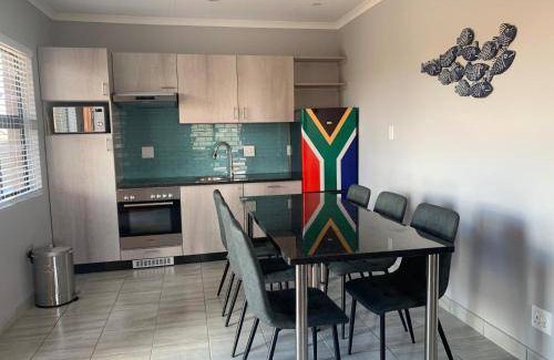 Moses Kotane Apartment | 85 m² Apartment ∙ 3 bedrooms ∙ 6 guests