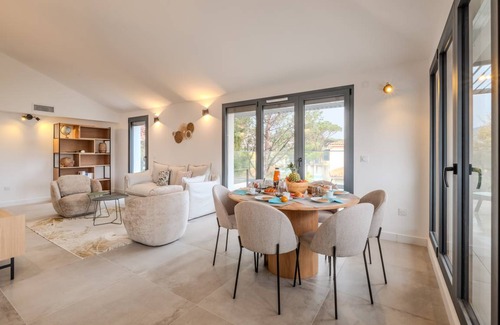 Sainte-Maxime Apartment | 85 m² Apartment ∙ 3 bedrooms ∙ 6 guests