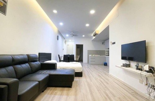 Downtown Kota Kinabalu Apartment | 85 m² Apartment ∙ 2 bedrooms ∙ 9 guests