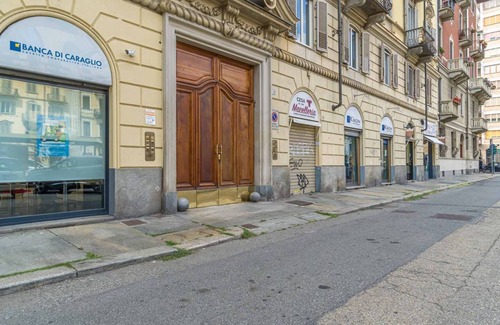 San Salvario Apartment | 85 m² Apartment ∙ 2 bedrooms ∙ 7 guests