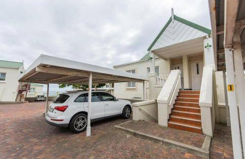 Summerstrand Apartment | 85 m² Apartment ∙ 3 bedrooms ∙ 6 guests