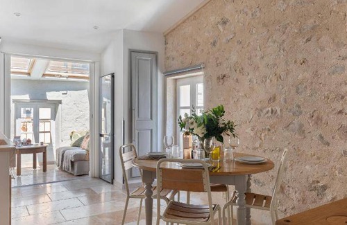 Valbonne Apartment | 85 m² Apartment ∙ 2 bedrooms ∙ 5 guests