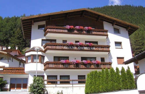 Mathon Apartment | 85 m² Apartment ∙ 3 bedrooms ∙ 7 guests