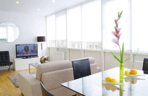 Cathedrals Apartment | 85 m² Apartment ∙ 3 bedrooms ∙ 8 guests