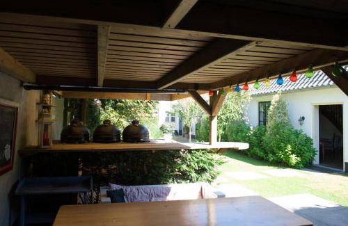 Municipality of Voorschoten Bed & Breakfast | 85 m² Bed and breakfast ∙ 6 guests