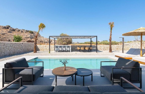 Kolymbia House | 85 m² House ∙ 2 bedrooms ∙ 4 guests