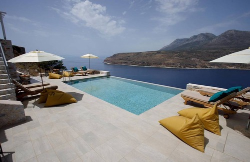 Limeni House | 85 m² House ∙ 3 bedrooms ∙ 6 guests