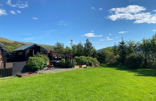 Hvalfjarðarsveit House | 85 m² House ∙ 4 bedrooms ∙ 6 guests