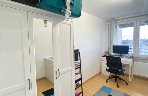 Lechhausen-West Resort | 85 m² Private room ∙ 1 bedroom ∙ 1 guest