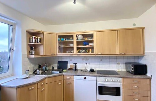 Lechhausen-West Resort | 85 m² Private room ∙ 1 bedroom ∙ 1 guest