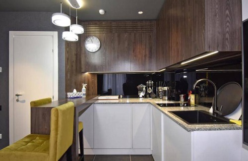 Kentron Apartment | 85 m² Serviced apartment ∙ 6 guests