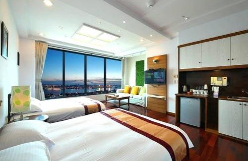 Kaohsiung City Centre House | 85 Season