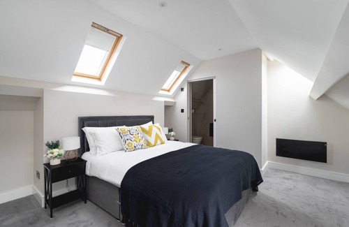 Barnet Apartment | 850 m² Apartment ∙ 4 bedrooms ∙ 10 guests