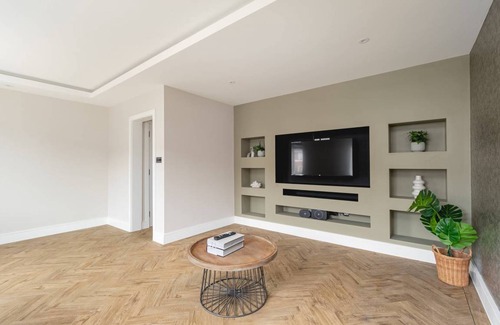Barnet Apartment | 850 m² Apartment ∙ 4 bedrooms ∙ 10 guests