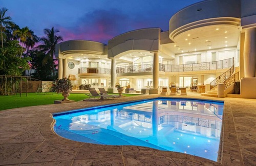 South Lake House | 8500sf Intracoastal Mansion/Cinema/Dock/Pool