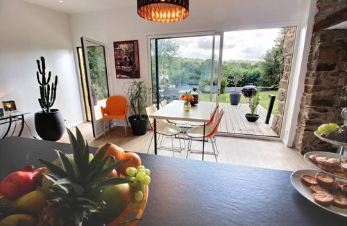 Belle-Isle-en-Terre House | 86 m² Gîte ∙ 2 bedrooms ∙ 4 guests