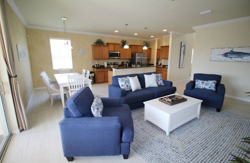 Braden River House | 8603 Breathtaking lake view family house with a pool and golf on River Strand