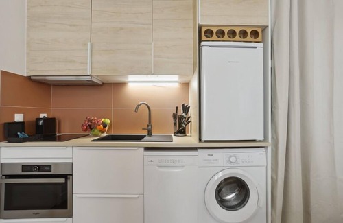 Montreuil Apartment | 863 Suite Hortensia - Superb Apartment
