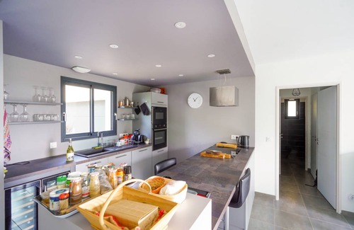 Vers House | 87 m² House ∙ 3 bedrooms ∙ 6 guests