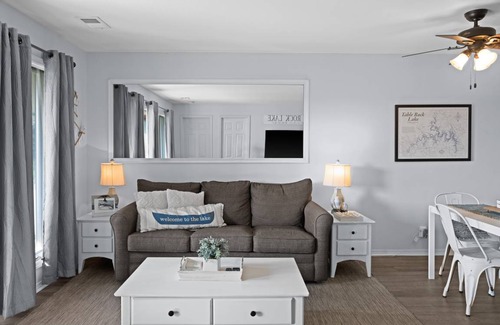 Kimberling City Apartment | 88 m² Apartment ∙ 2 bedrooms ∙ 8 guests