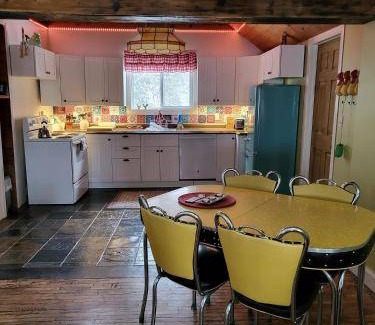 Lion's Head House | 88 m² House ∙ 2 bedrooms ∙ 4 guests