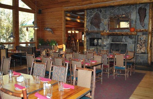 June Lake Resort | 88 m² Resort ∙ 2 guests