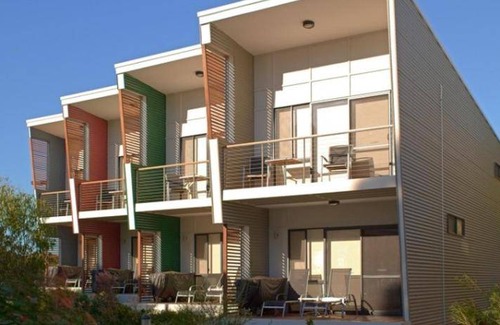 Preston Beach Resort | 88 m² Resort ∙ 2 bedrooms ∙ 6 guests