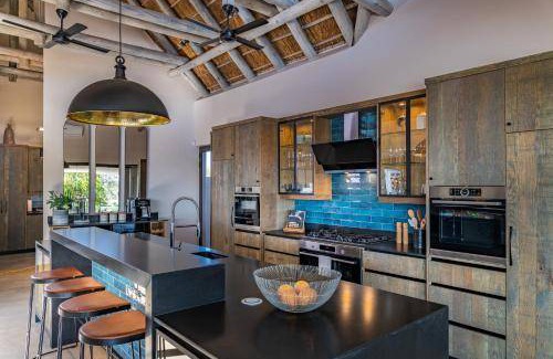 Buffelspruit House | 884 m² House ∙ 5 bedrooms ∙ 10 guests