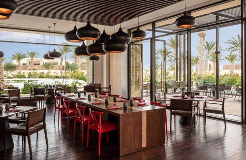Tozeur Hotel | 886 m² Hotel ∙ 3 bedrooms ∙ 127 guests