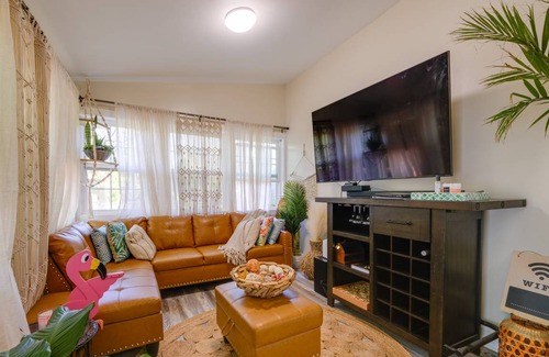 Chesapeake Beach Cottage | 89 m² Cabin ∙ 2 bedrooms ∙ 6 guests