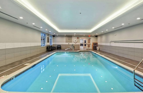 Hadley Hotel | 89 m² Hotel ∙ 3 bedrooms ∙ 127 guests