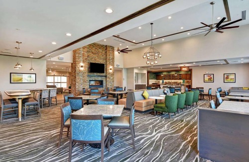 Hadley Hotel | 89 m² Hotel ∙ 3 bedrooms ∙ 127 guests