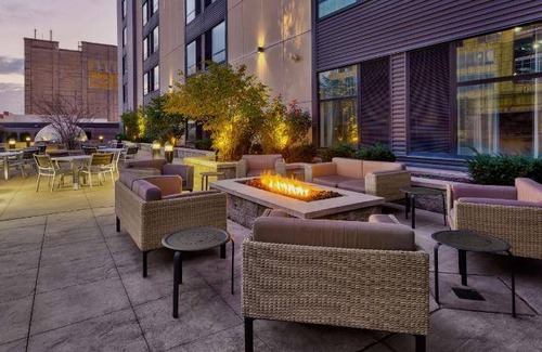 Strip District Hotel | 89 m² Hotel ∙ 3 bedrooms ∙ 127 guests